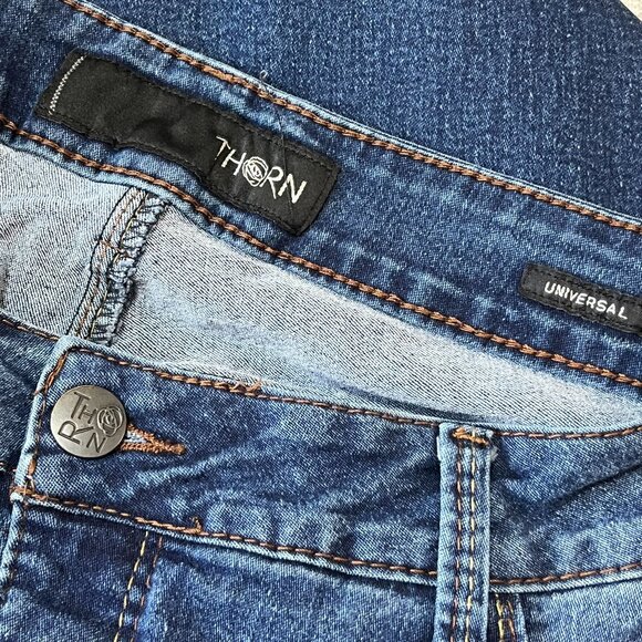 Thorn Dark Blue Denim Mid Rise Tapered Jeans Size 20 W - Picture 2 of 8